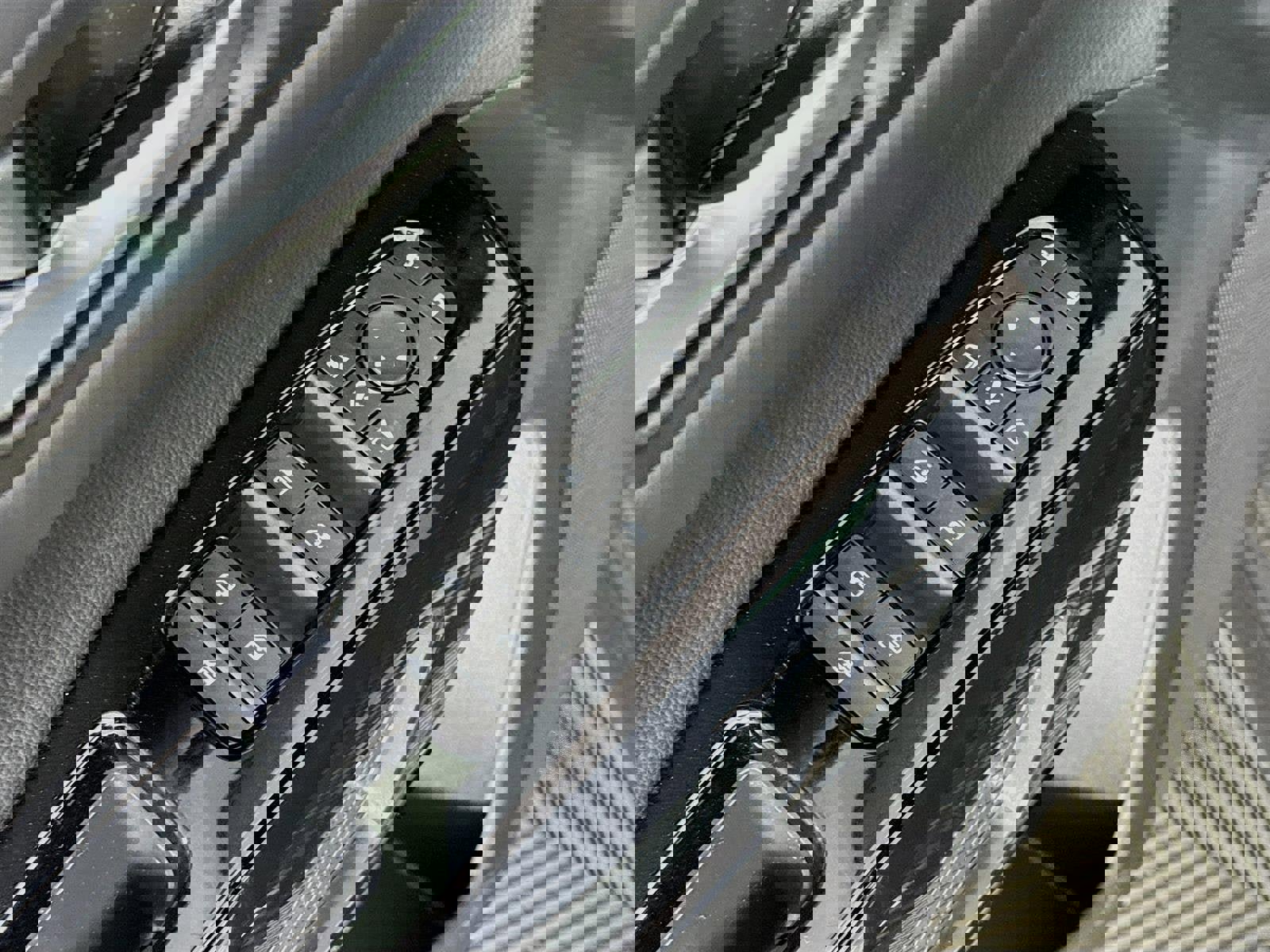 New 2026 Nissan Pathfinder Platinum image 19