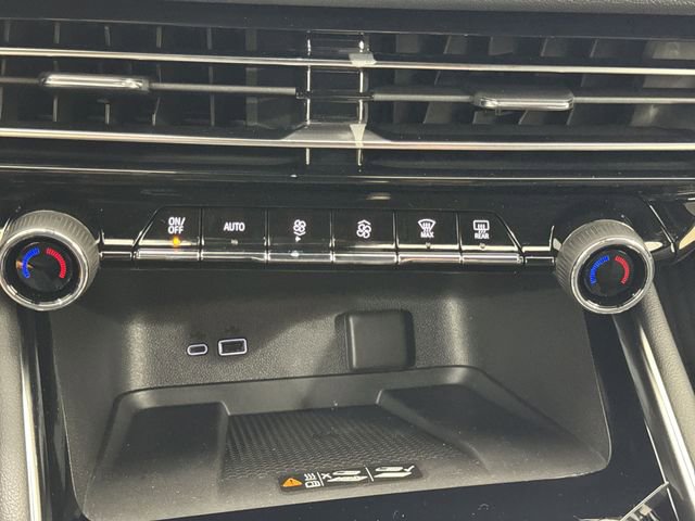 New 2026 Chevrolet Traverse Z71 w/ Driver Confidence Package AWD/4WD image 18