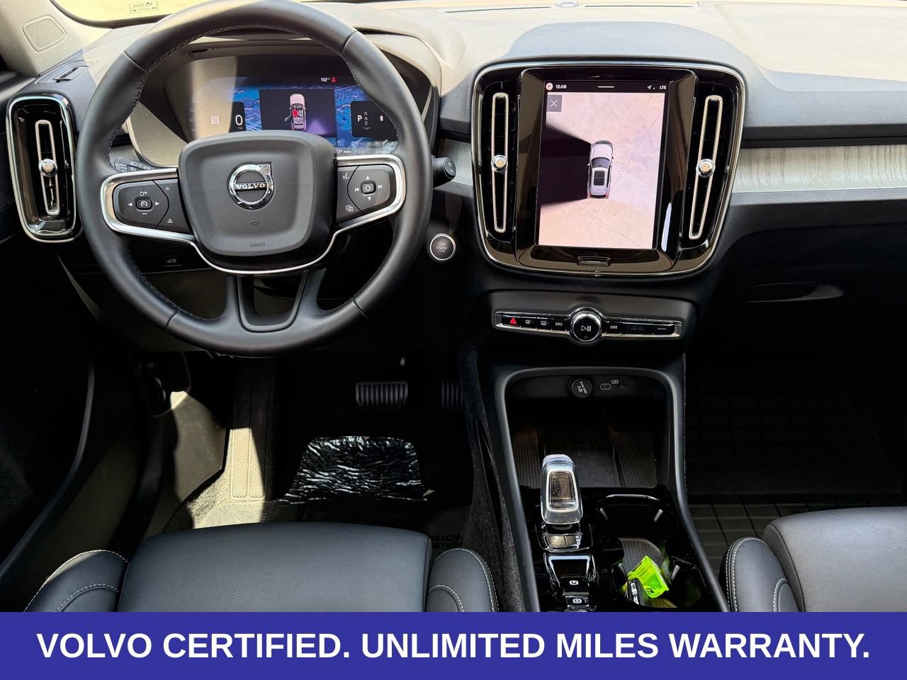 Certified 2026 Volvo XC40 B5 Plus AWD/4WD image 12