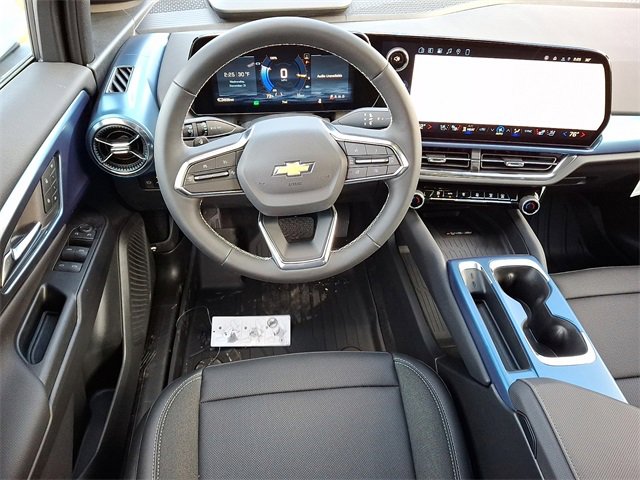 New 2026 Chevrolet Equinox EV LT image 7