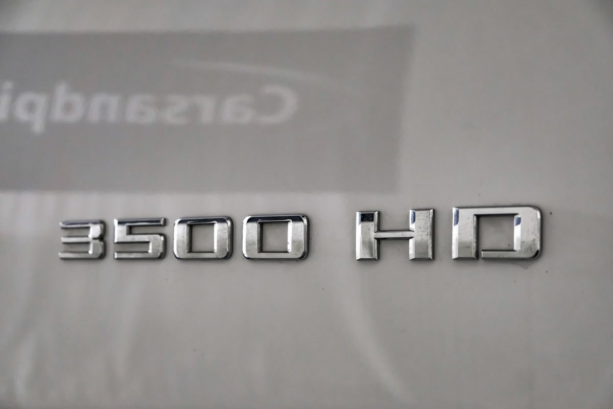 Used 2025 Chevrolet Silverado 3500 W/T AWD/4WD image 37