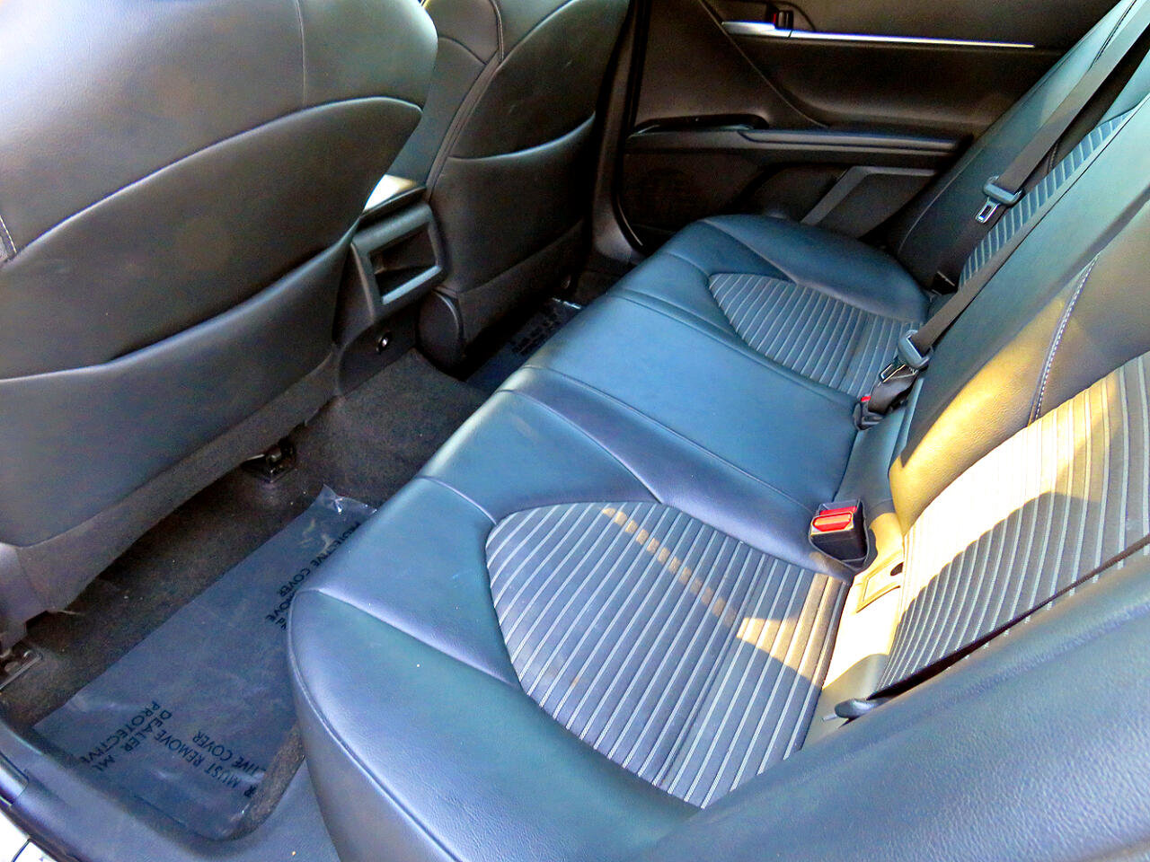 Used 2018 Toyota Camry SE image 26