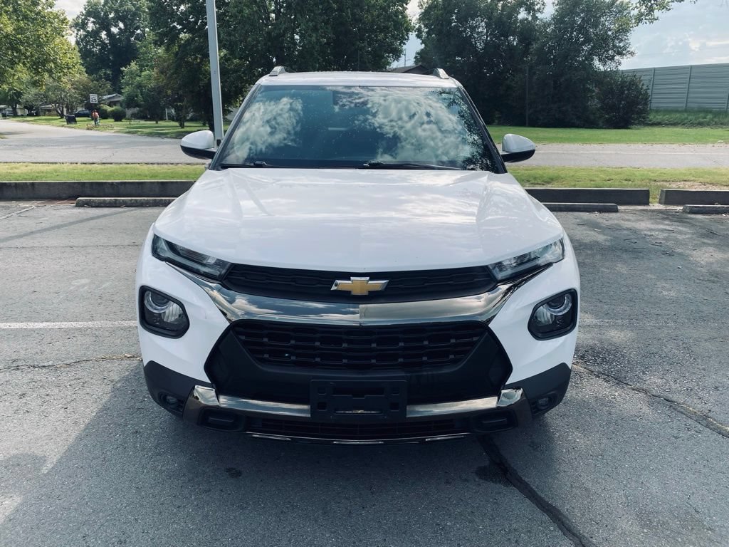 Used 2021 Chevrolet TrailBlazer ACTIV w/ Technology Package AWD/4WD image 2
