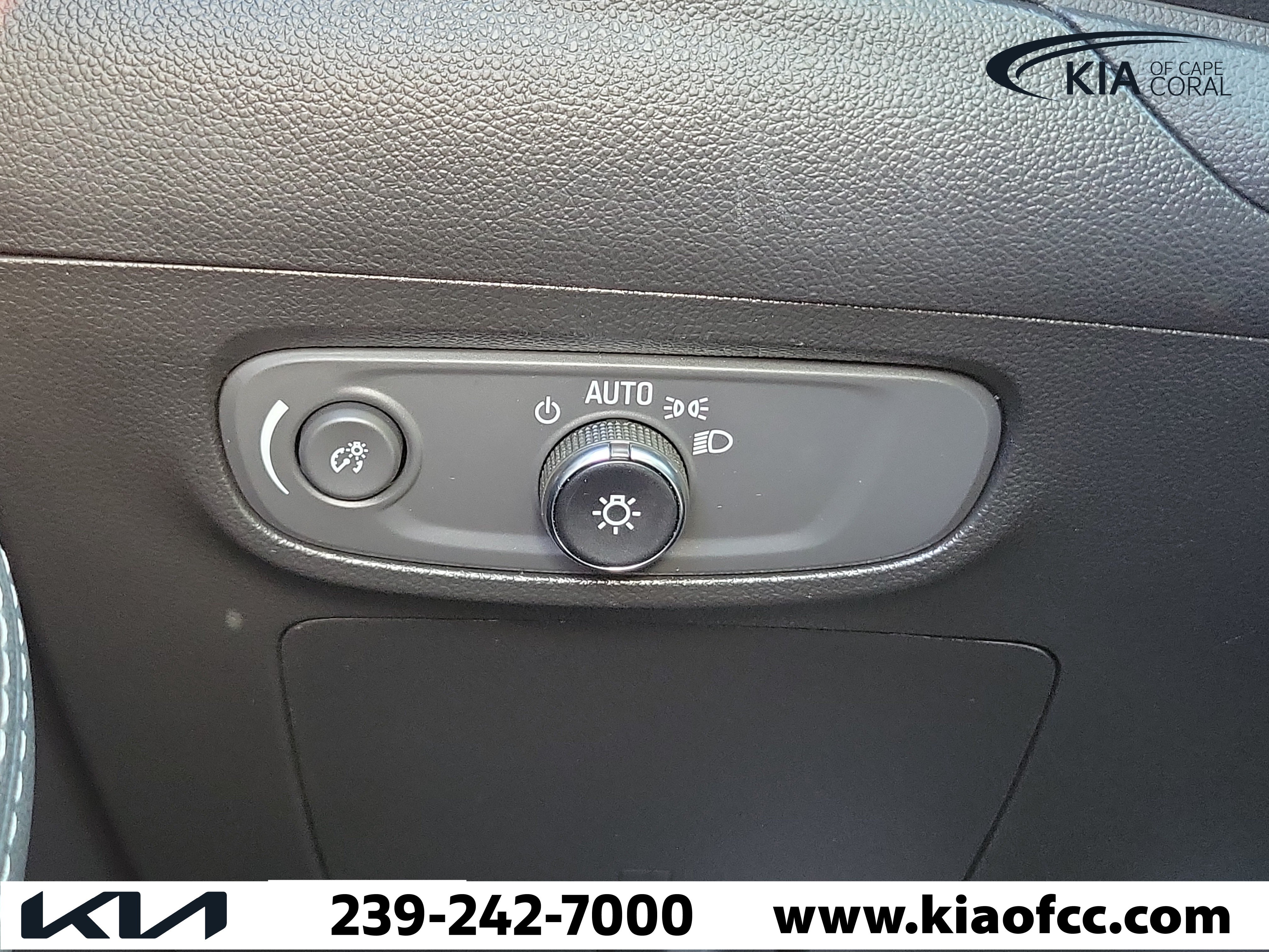 Used 2024 Buick Encore GX Sport Touring AWD/4WD image 24