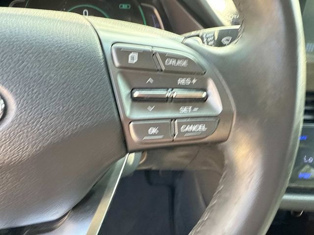 Used 2020 Hyundai Ioniq SE image 30
