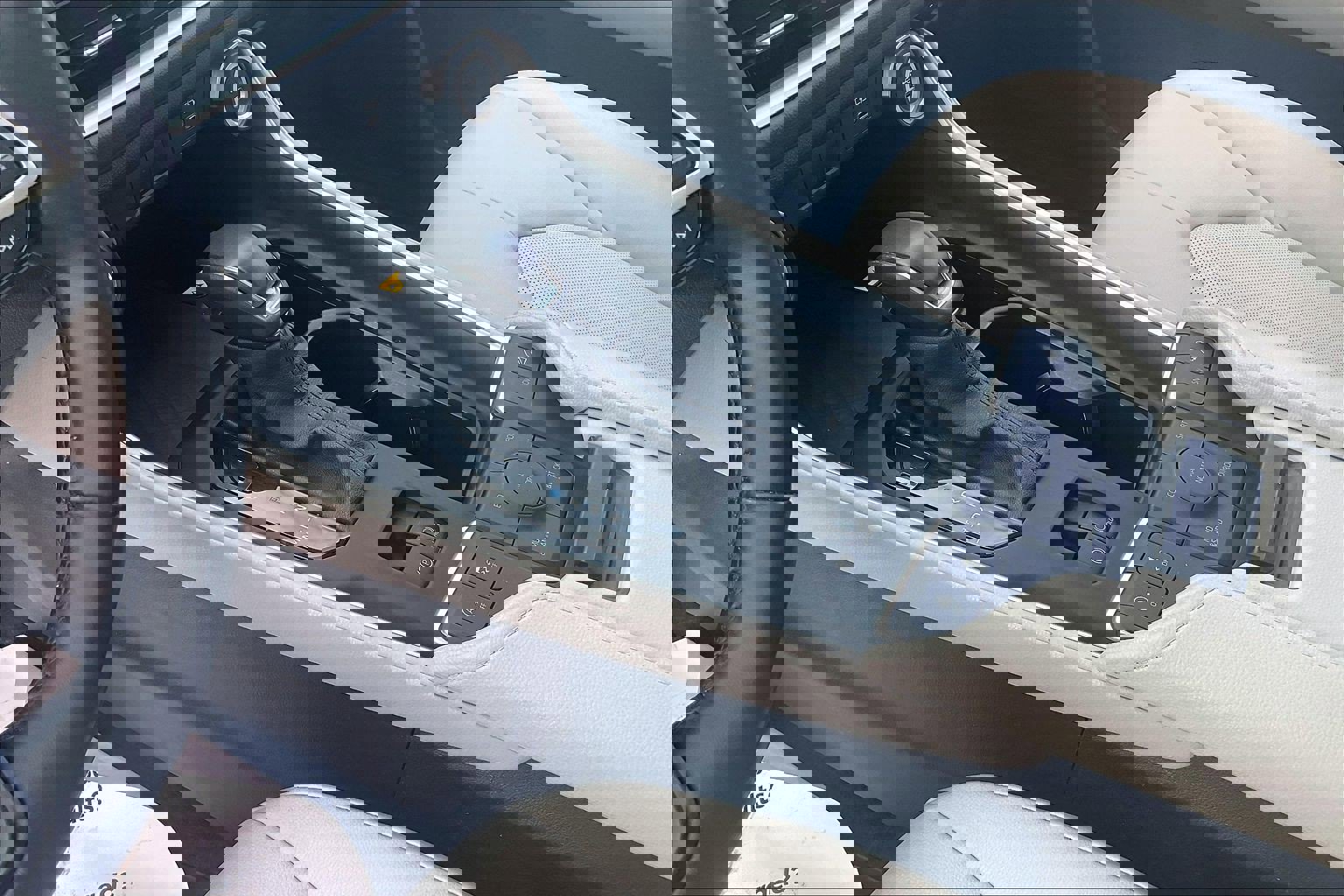 Used 2024 Toyota Grand Highlander XLE image 22