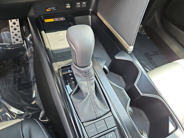 Used 2026 Toyota Camry SE w/ Multimedia Upgrade Package AWD/4WD image 19