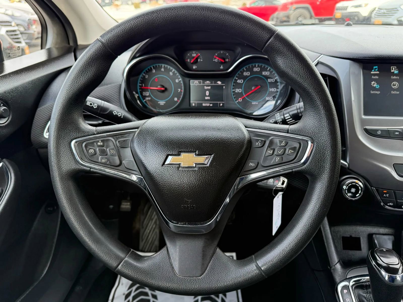 Used 2017 Chevrolet Cruze LT image 25