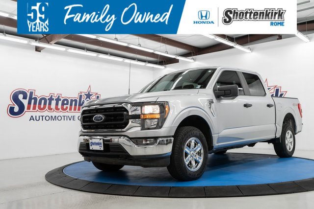 Used 2023 Ford F150 XLT image 1