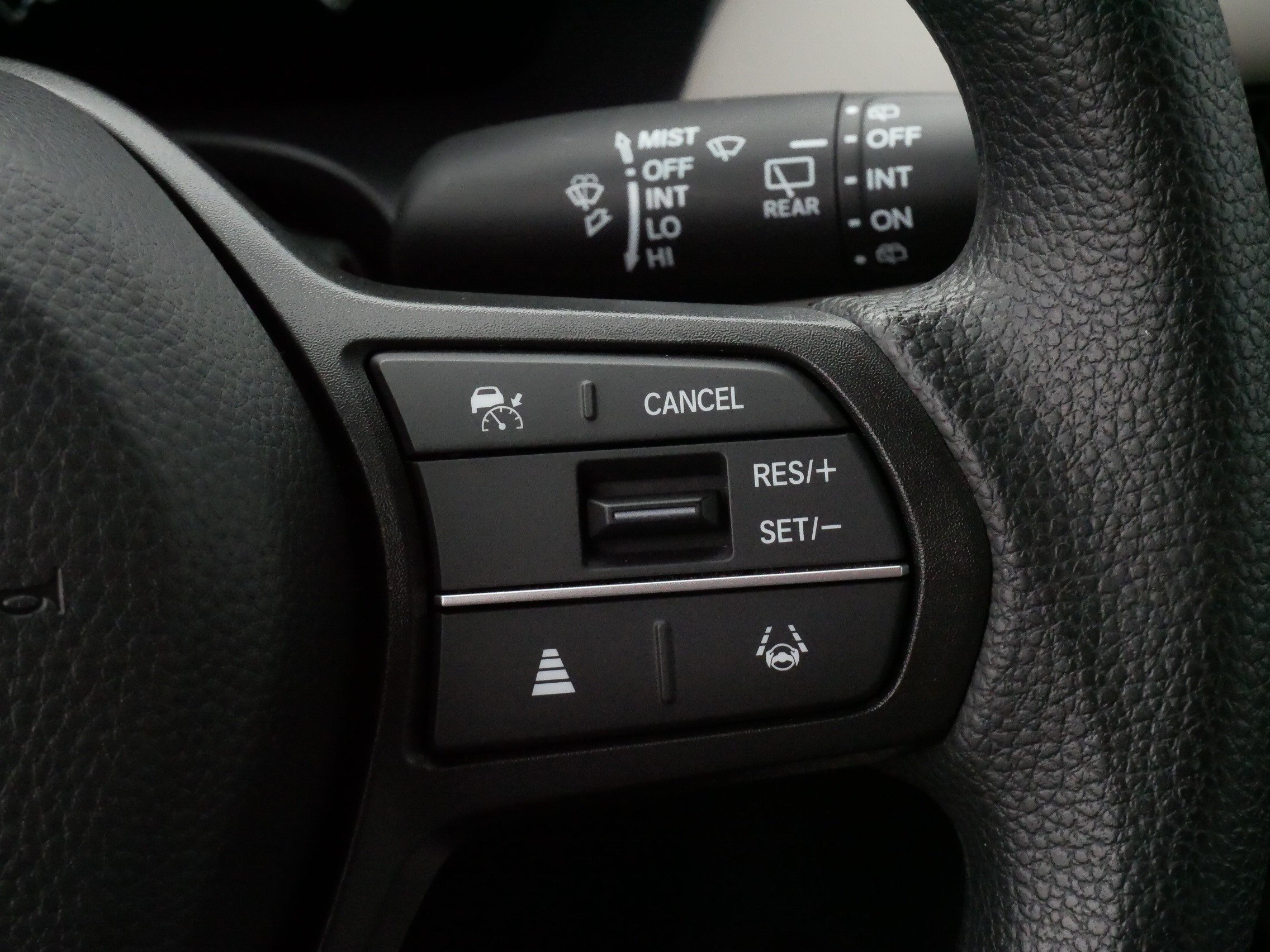 Certified 2026 Honda HR-V LX image 26