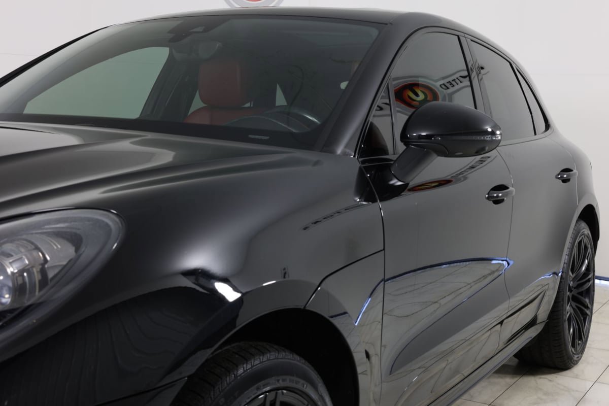Used 2017 Porsche Macan GTS AWD/4WD image 49