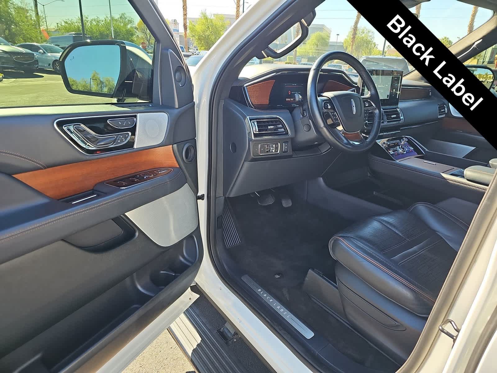 Used 2024 Lincoln Navigator Black Label AWD/4WD image 10