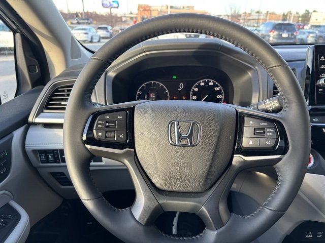 Used 2026 Honda Odyssey EX-L image 13