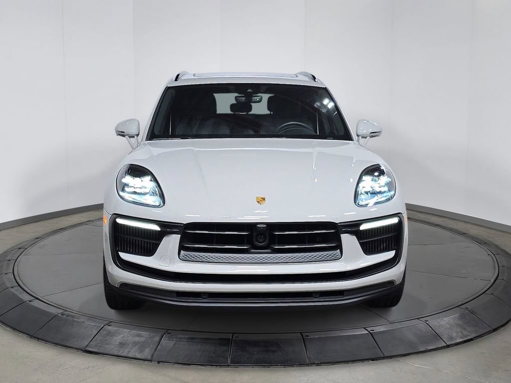 Certified 2025 Porsche Macan S AWD/4WD image 10