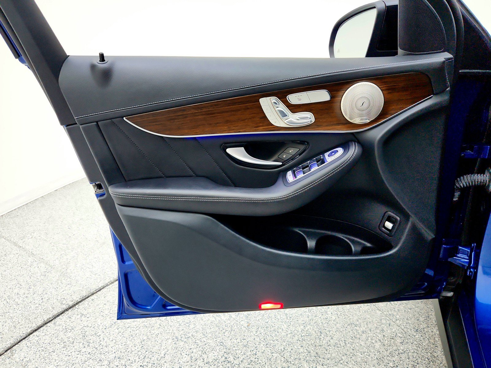 Certified 2023 Mercedes-Benz GLC 300 4MATIC Coupe image 21