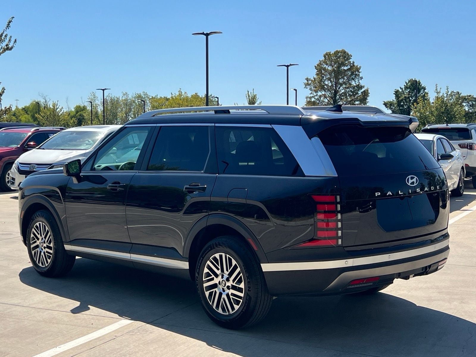 Used 2026 Hyundai Palisade SEL FWD image 10