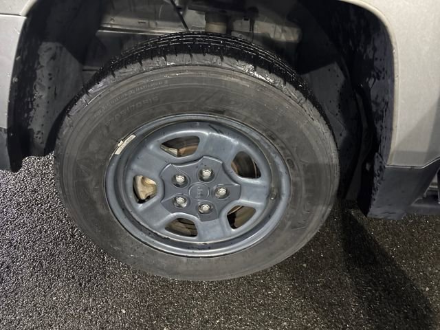 Used 2016 Jeep Patriot Sport w/ Power Value Group image 30