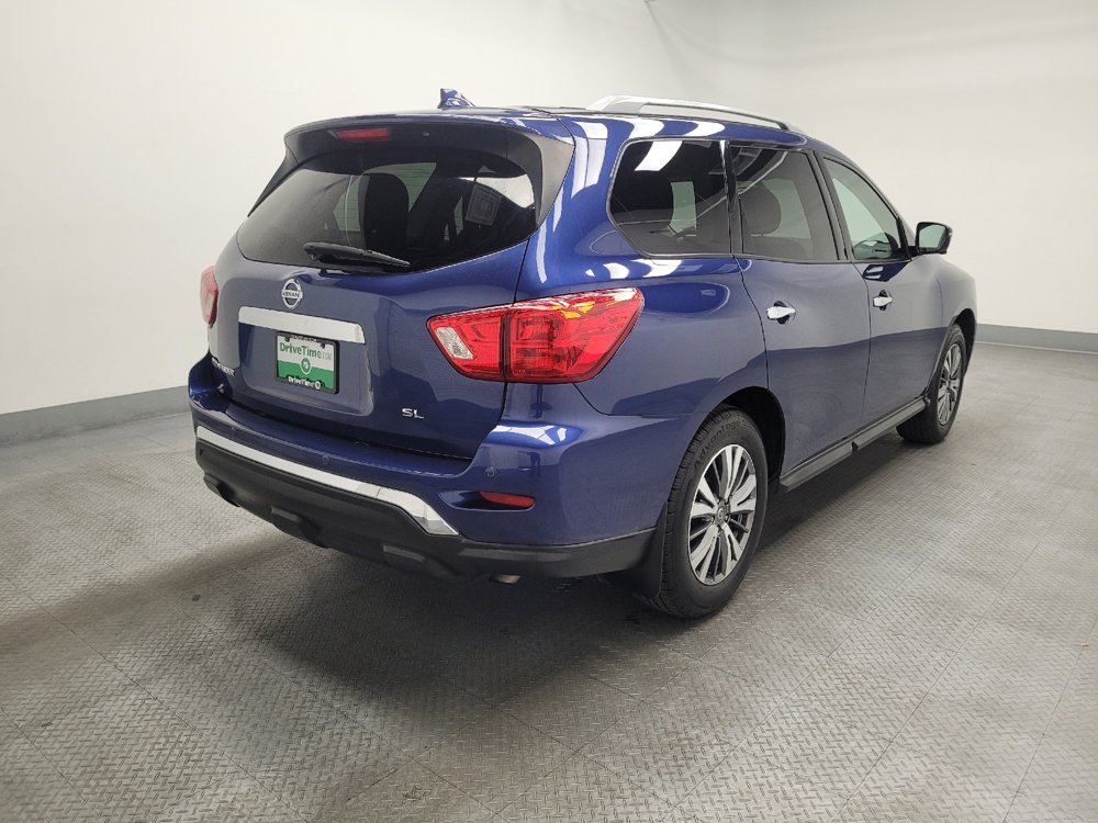 Used 2019 Nissan Pathfinder SL image 9