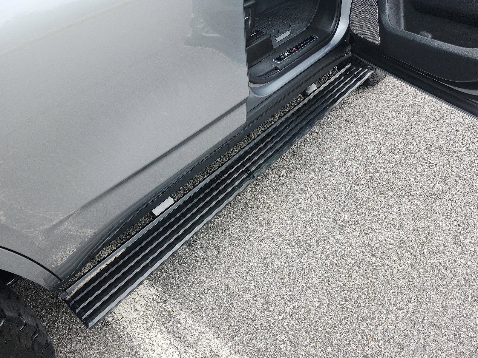 Used 2025 GMC Yukon AT4 Ultimate w/ LPO, Floor Liner Package AWD/4WD image 7