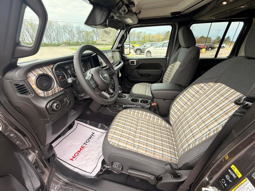 New 2026 Jeep Wrangler Unlimited Sport AWD/4WD image 12
