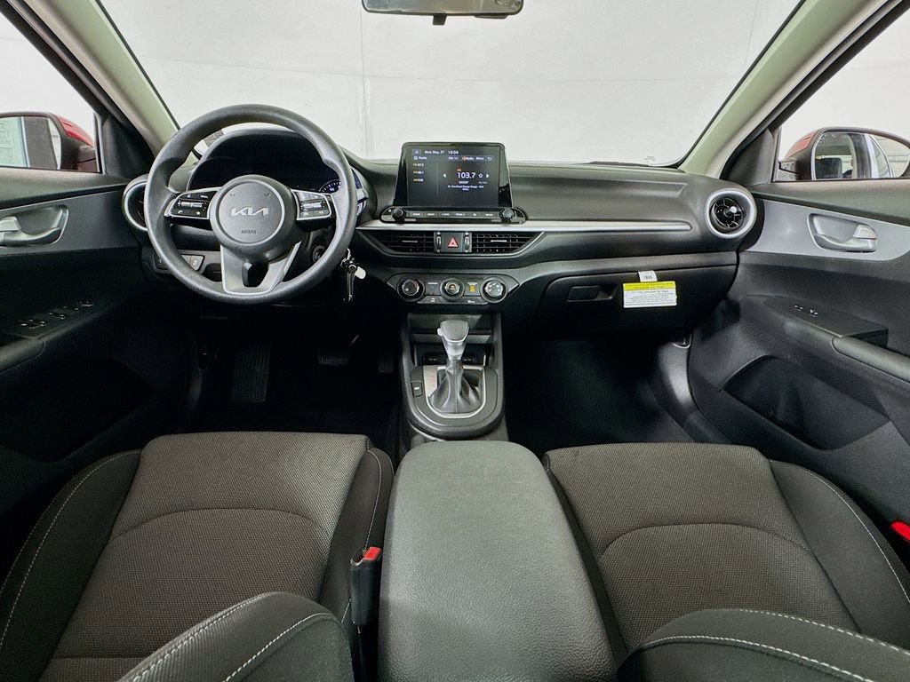 Used 2023 Kia Forte LXS w/ LXS Technology Package FWD image 15
