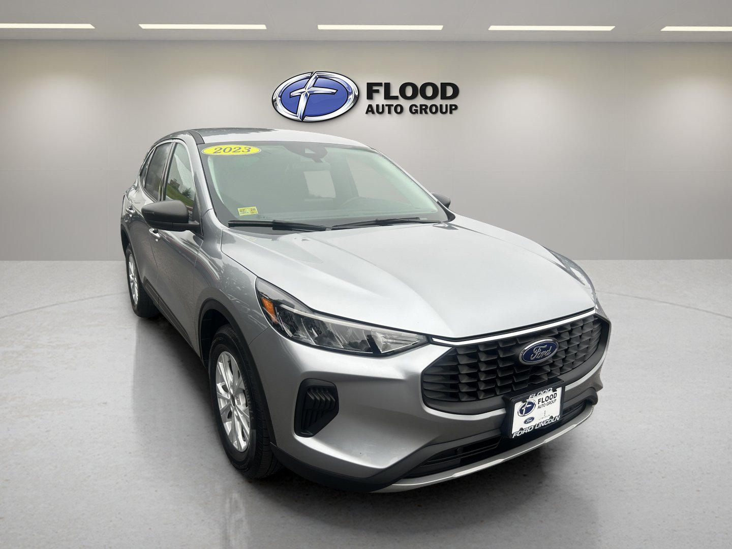 Used 2023 Ford Escape Active AWD/4WD image 1