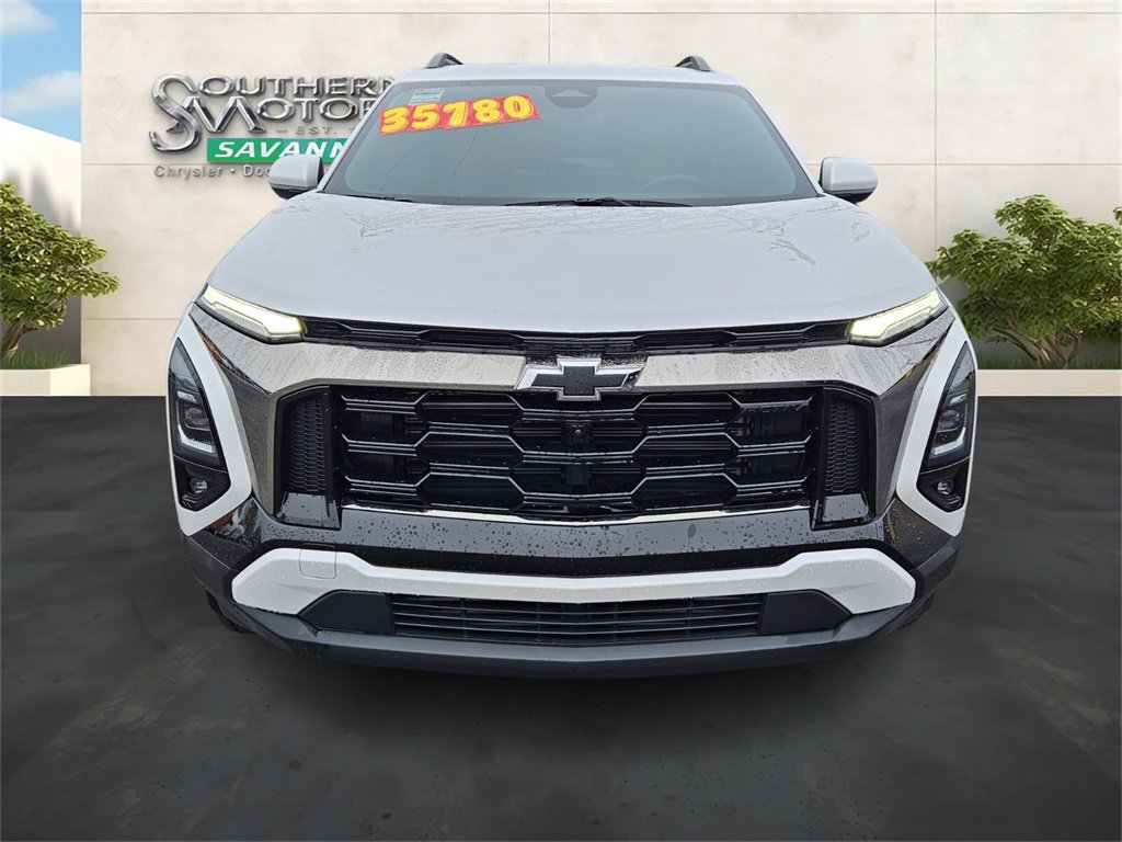 Used 2025 Chevrolet Equinox ACTIV w/ Safety and Technology Package image 8