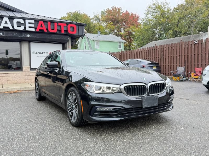 Used 2018 BMW 530i xDrive AWD/4WD image 4