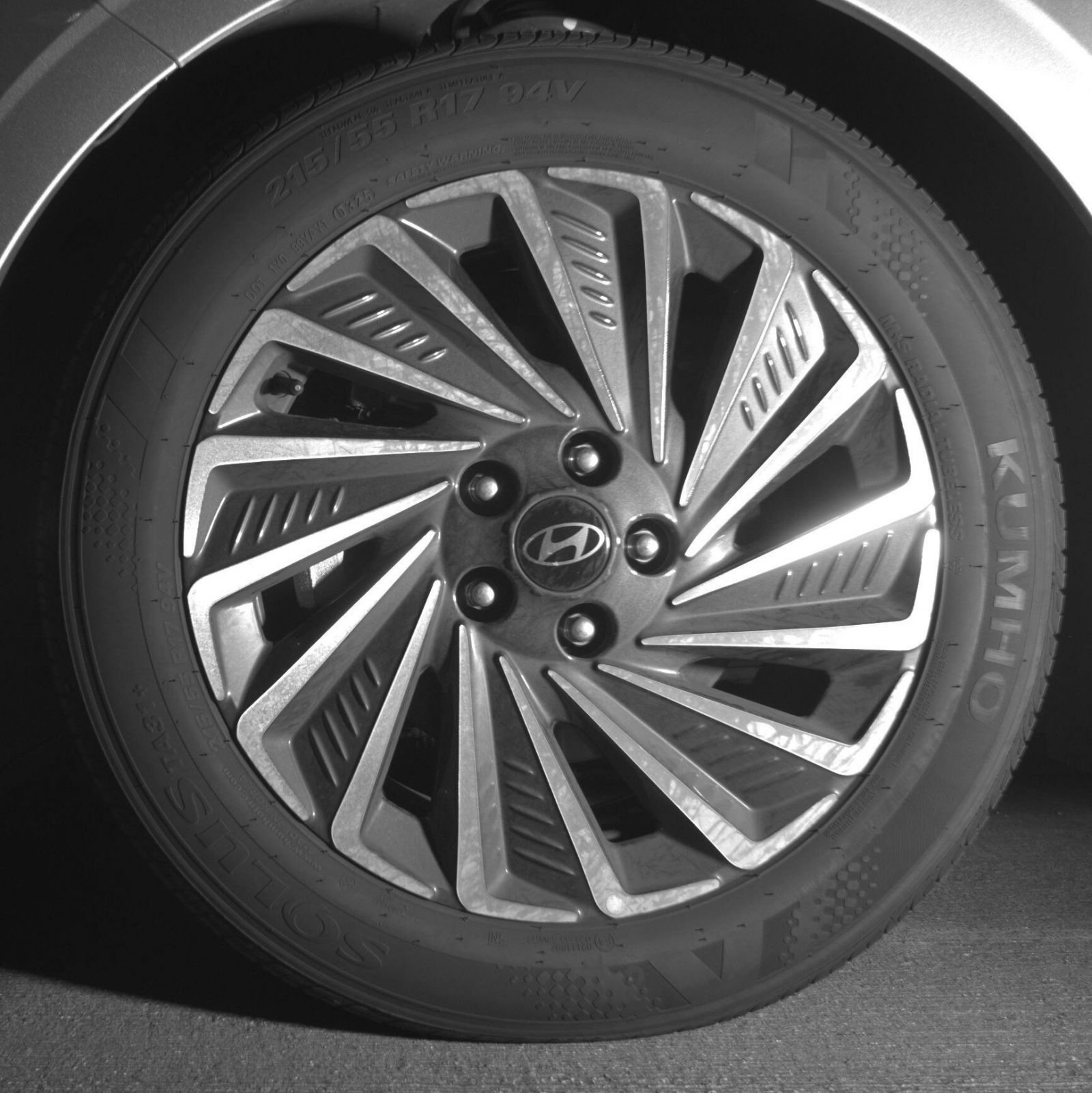 Used 2025 Hyundai Sonata SEL FWD image 11