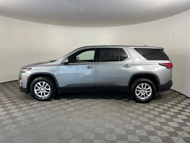 Used 2023 Chevrolet Traverse LS w/ Safety Package AWD/4WD image 4