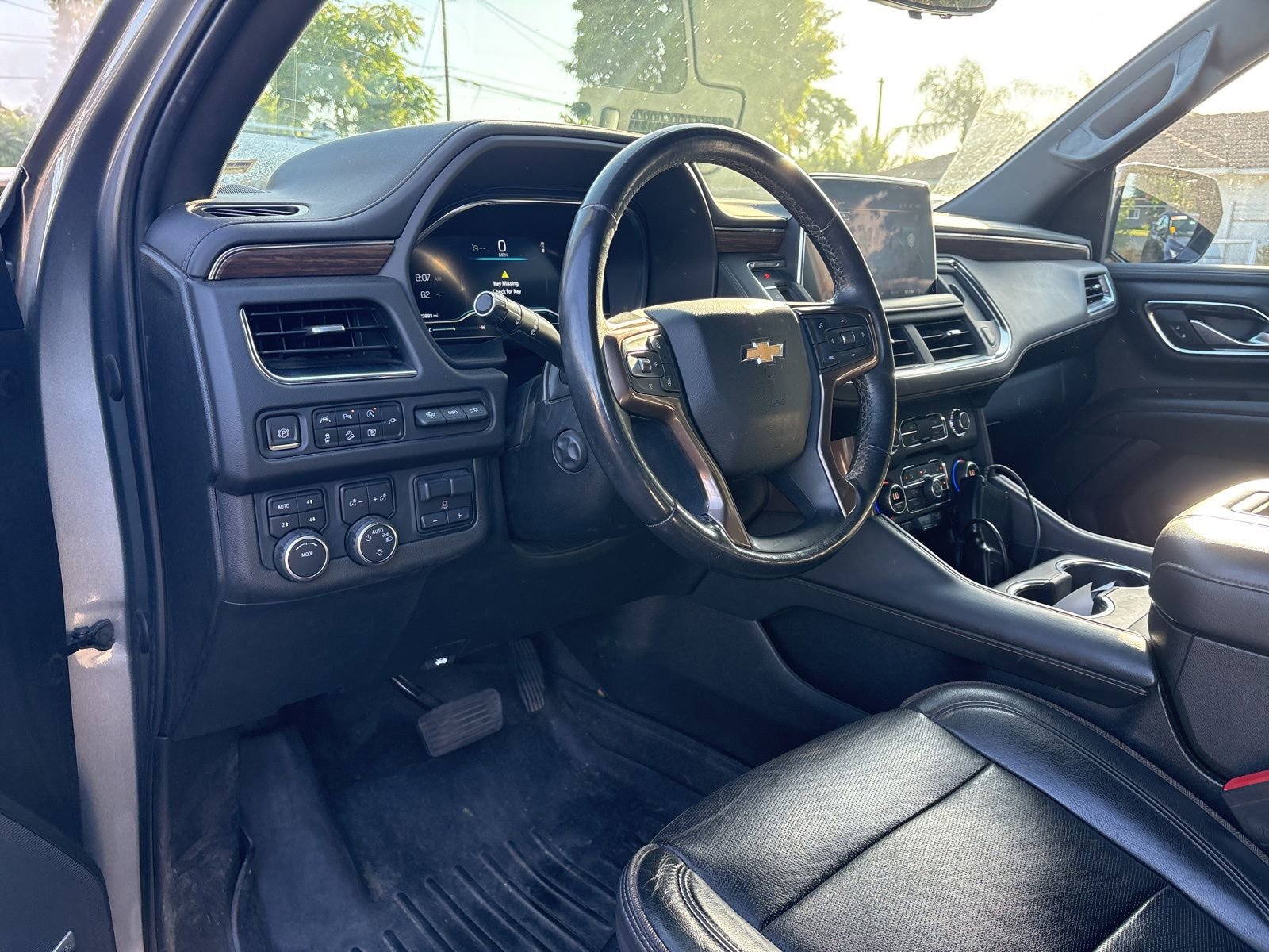 Used 2022 Chevrolet Tahoe High Country w/ Max Trailering Package AWD/4WD image 5