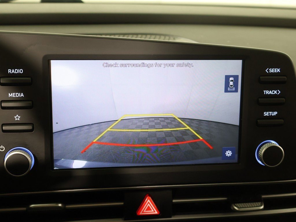 Used 2021 Hyundai Elantra SE image 43