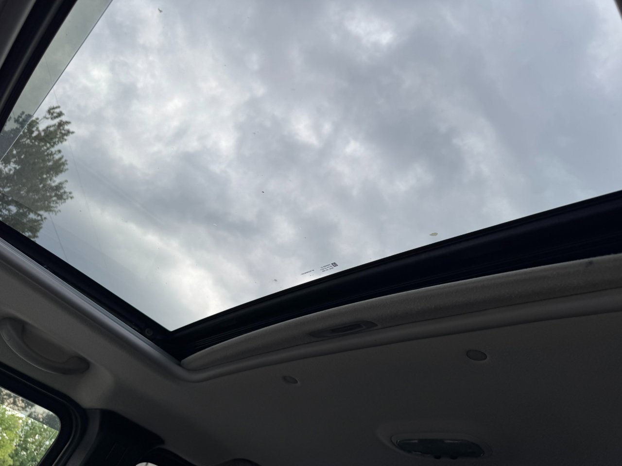 Used 2005 HUMMER H2 w/ Preferred Equipment Group image 25