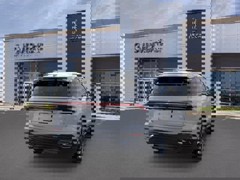 New 2026 Lincoln Nautilus Premier w/ Equipment Group 102A image 8