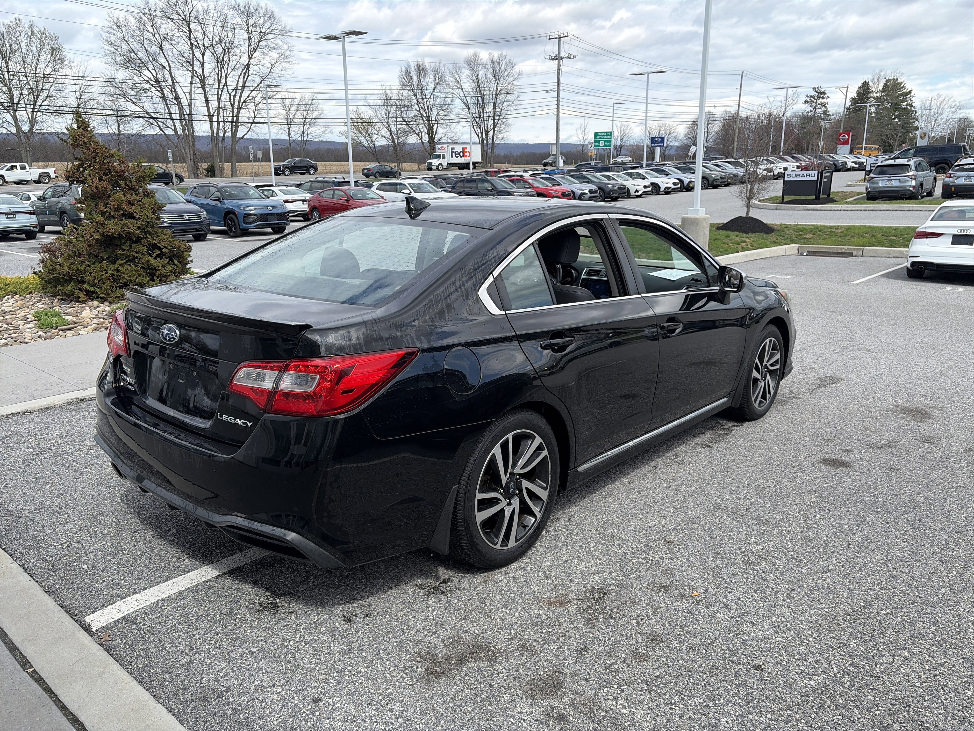 Used 2018 Subaru Legacy 2.5i Sport w/ Cargo Package image 4