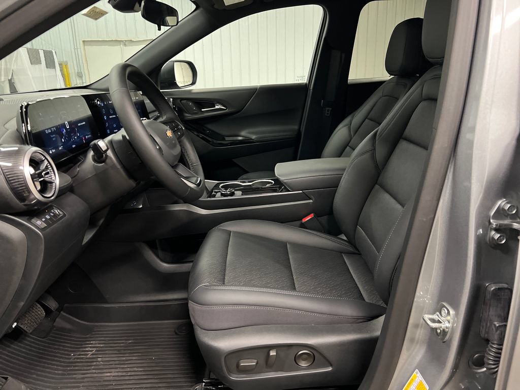 New 2027 Chevrolet Equinox LT w/ Convenience Package II AWD/4WD image 12