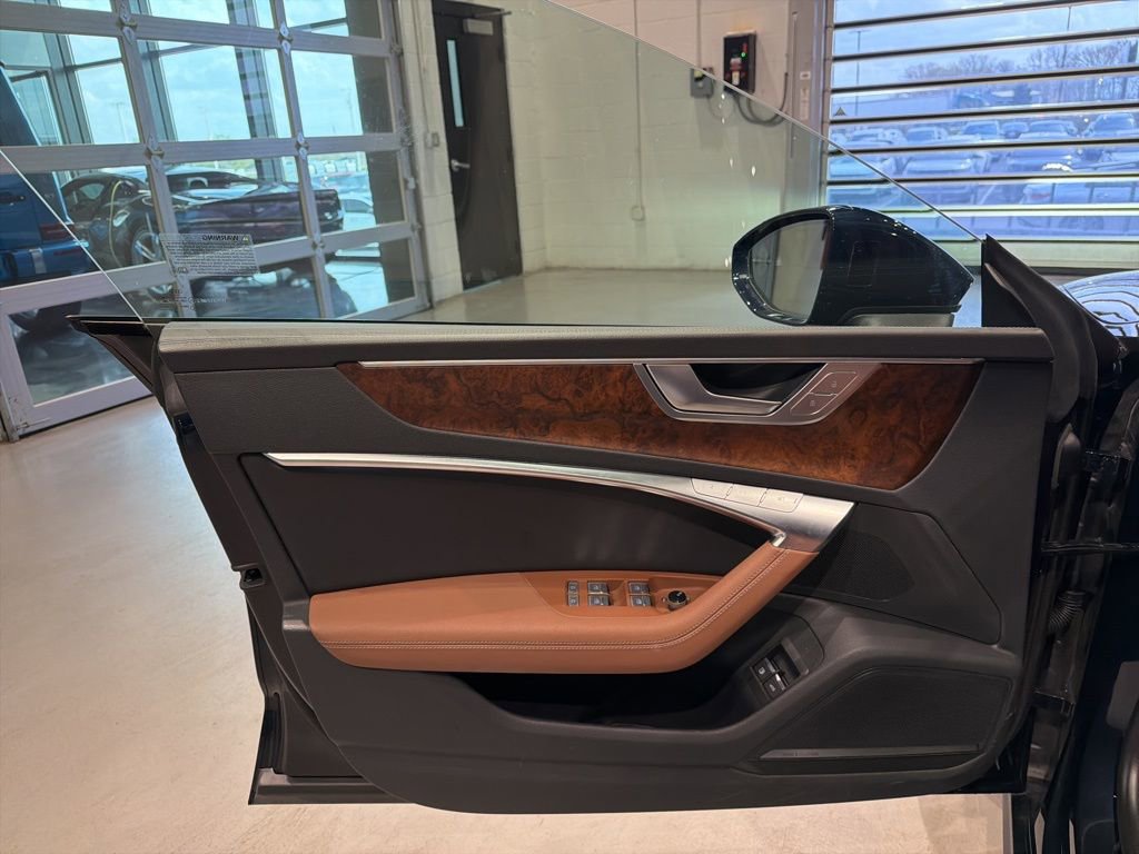 Used 2021 Audi A7 e Premium Plus w/ Black Optic Package AWD/4WD image 11