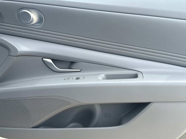 New 2026 Hyundai Elantra Sport w/ Cargo Package FWD image 17