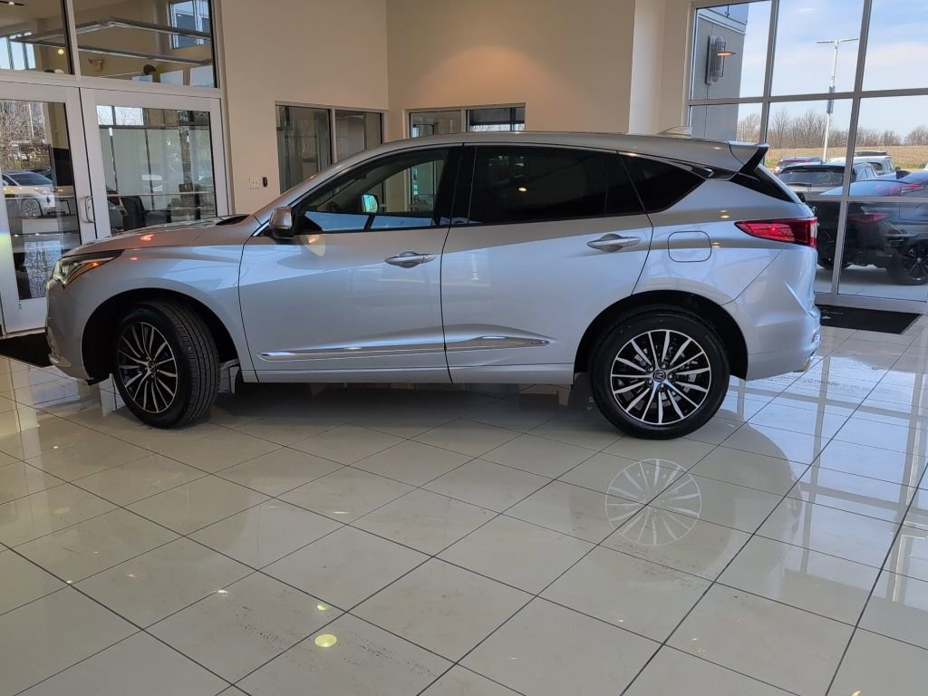 Certified 2025 Acura RDX SH-AWD w/ Advance Package image 2