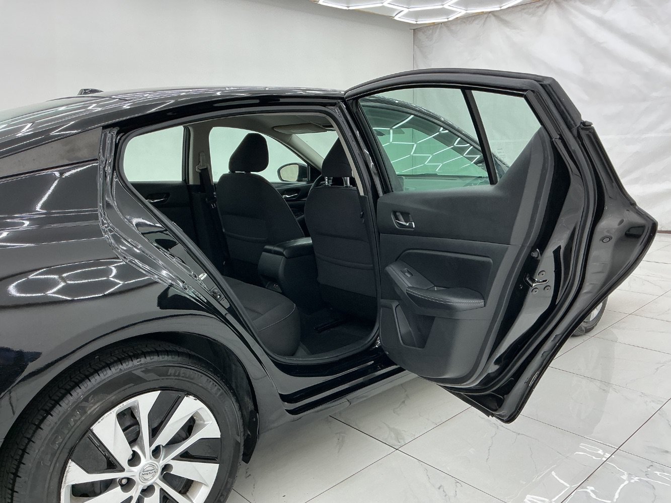 Used 2020 Nissan Altima 2.5 S FWD image 23