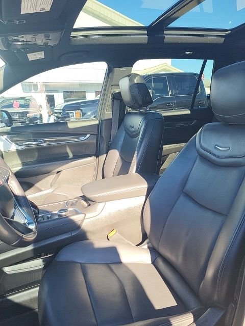 Used 2023 Cadillac XT6 Sport image 6