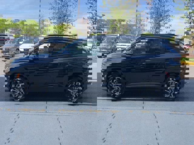 Used 2026 Hyundai Tucson Limited image 4