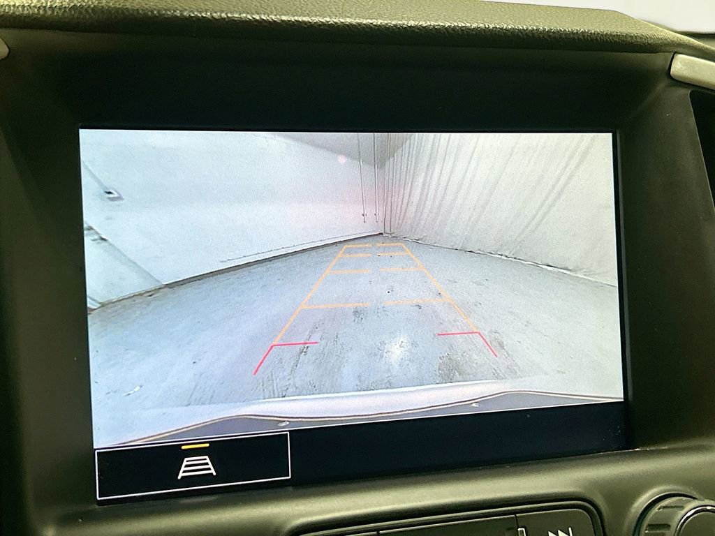 Used 2023 GMC Terrain SLT image 13