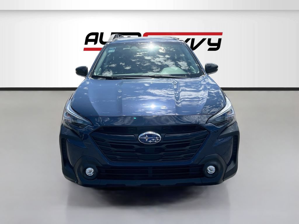 Used 2025 Subaru Outback Limited w/ Popular Package #2 AWD/4WD image 2