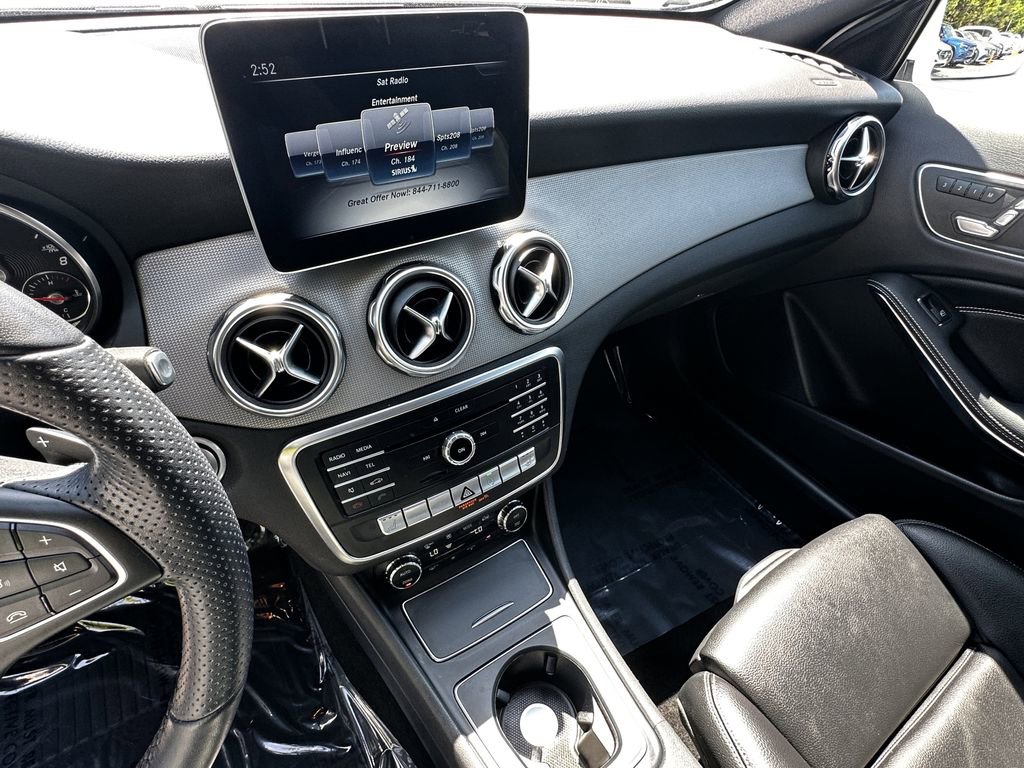 Certified 2020 Mercedes-Benz GLA 250 image 31