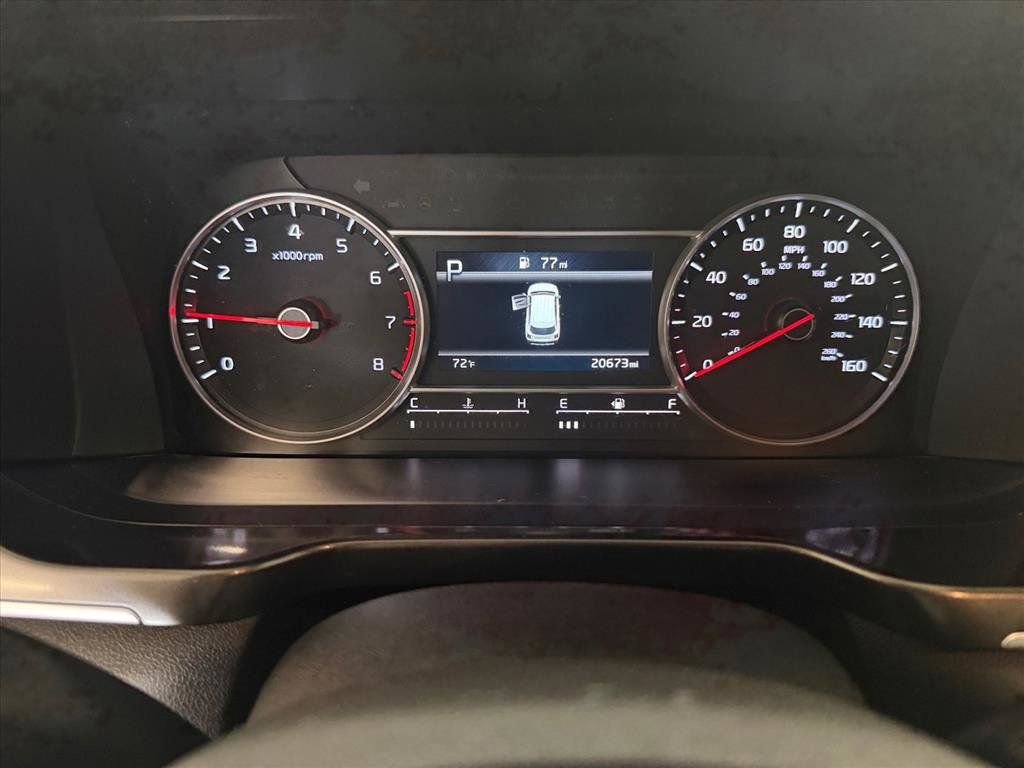 Used 2023 Kia Sorento LX image 15