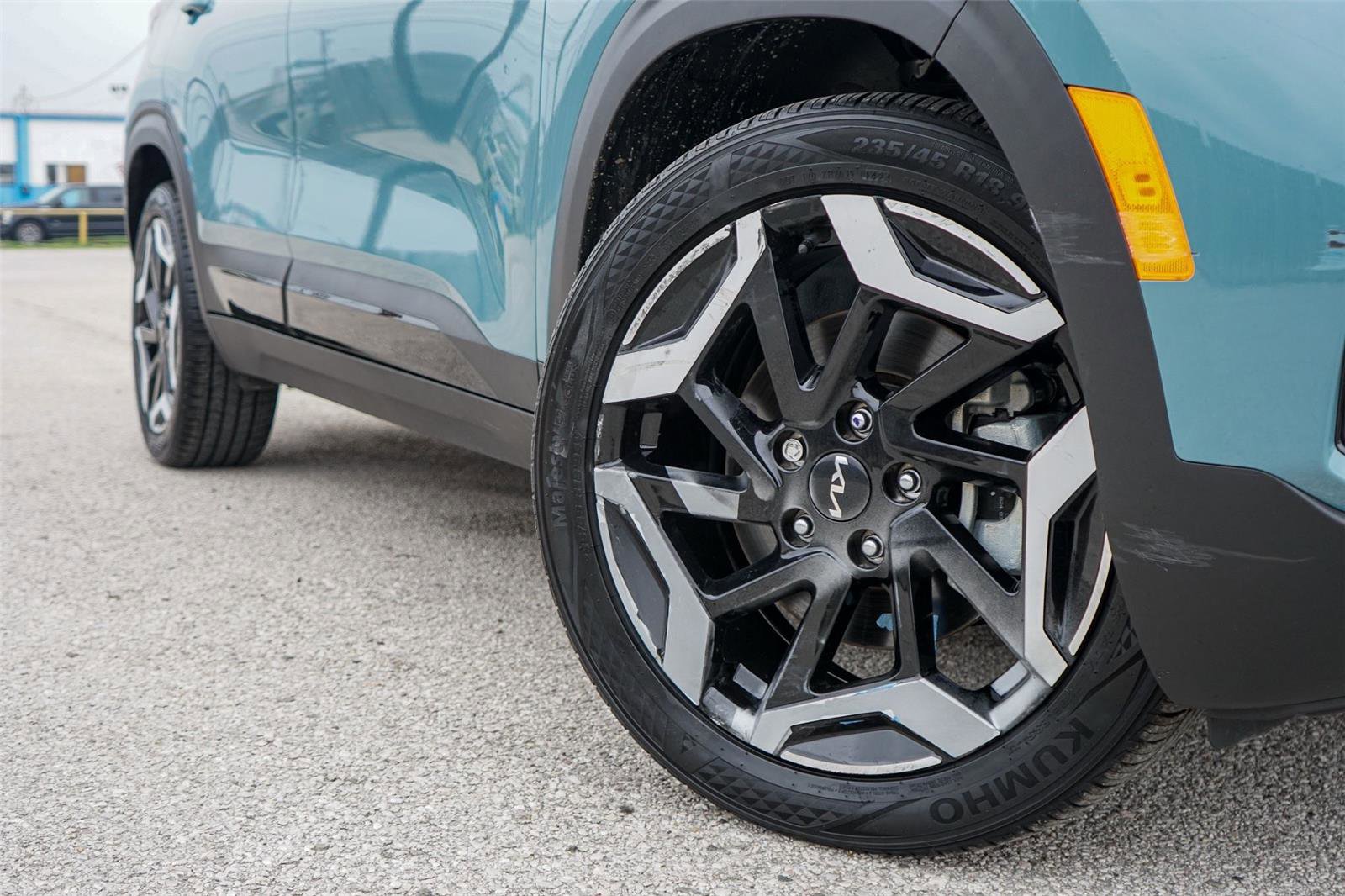 Used 2024 Kia Seltos SX AWD/4WD image 2