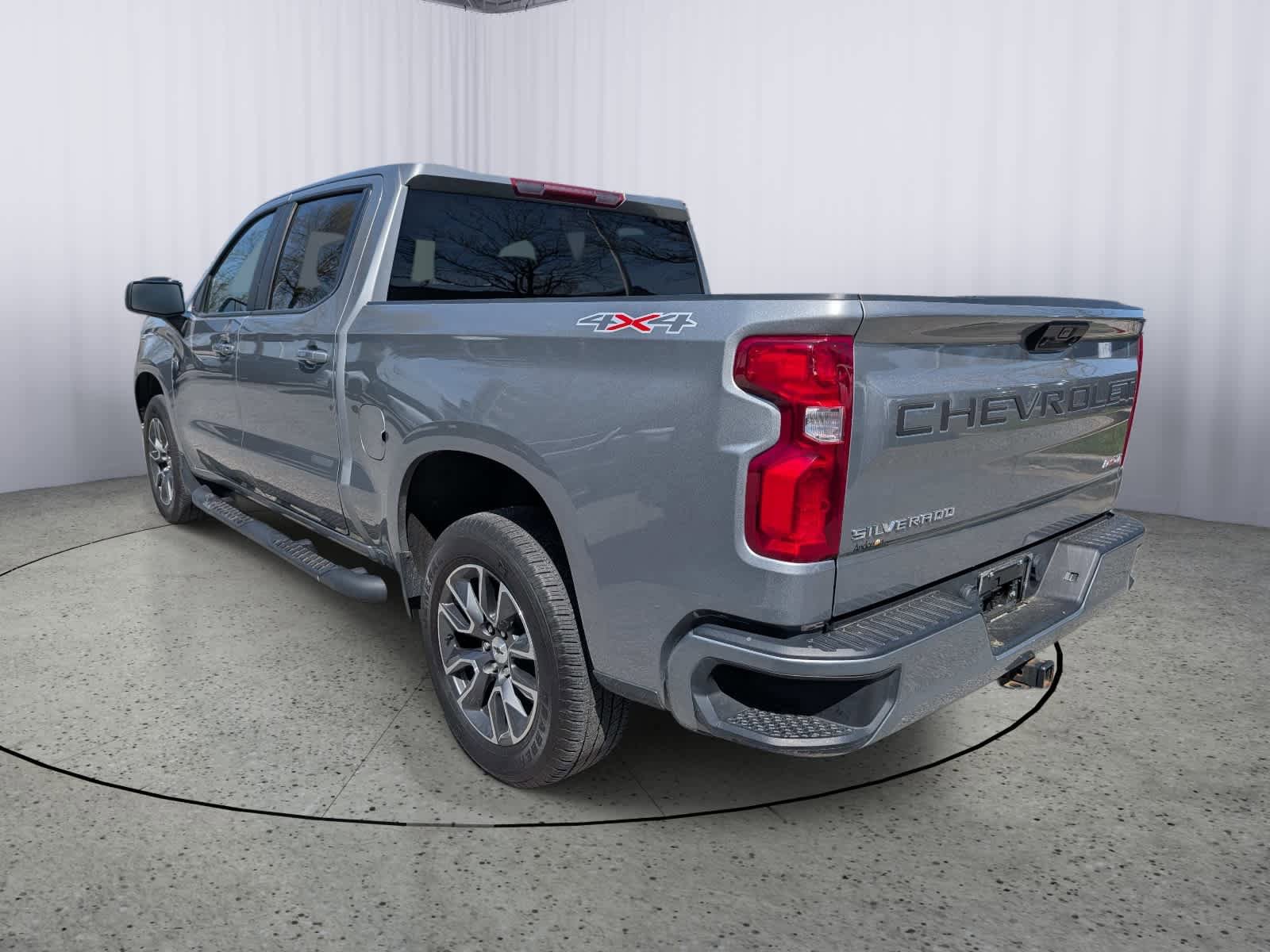 Used 2023 Chevrolet Silverado 1500 RST w/ Protection Package AWD/4WD image 4