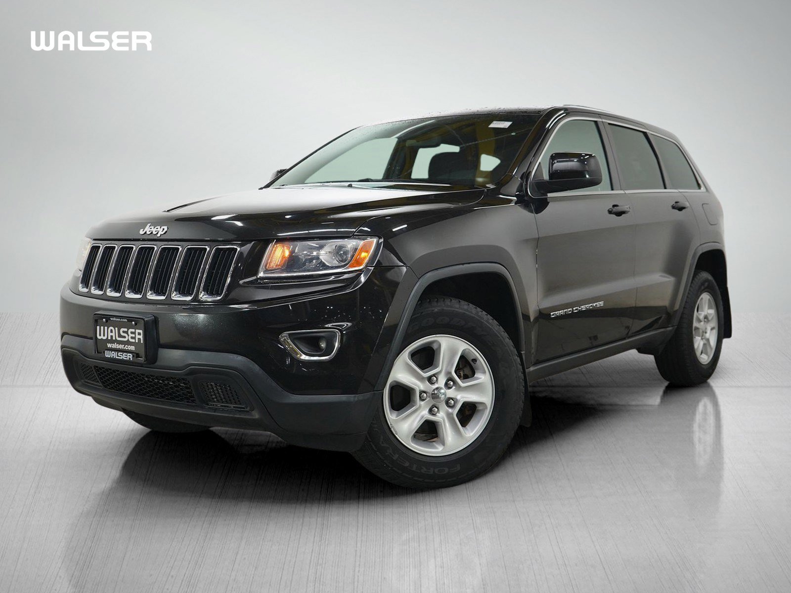 Used 2014 Jeep Grand Cherokee Laredo AWD/4WD image 1