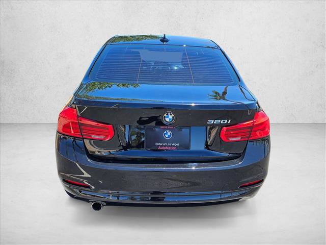 Used 2017 BMW 320i Sedan RWD image 7